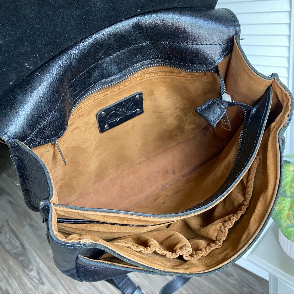 Patricia Nash Black Leather Crossbody Bag - Picture 10 of 12